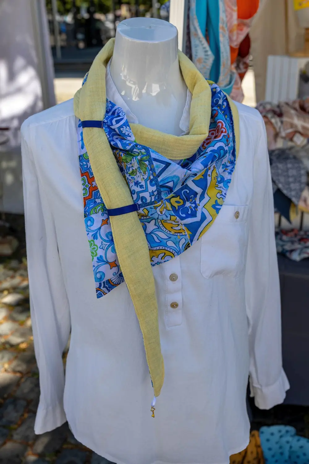 Rundherum - Schals für Damen