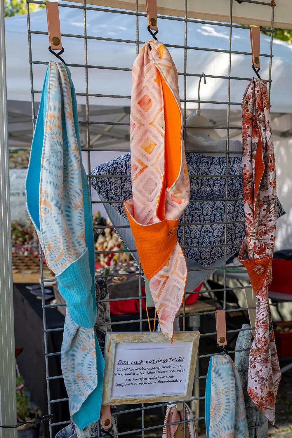 Rundherum - Schals für Damen